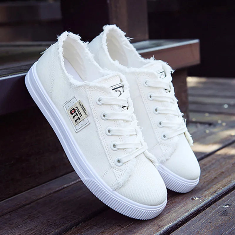 Low-Top Denim Canvas Sneakers Low-Top Denim Canvas Sneakers Marven WHITE 41 