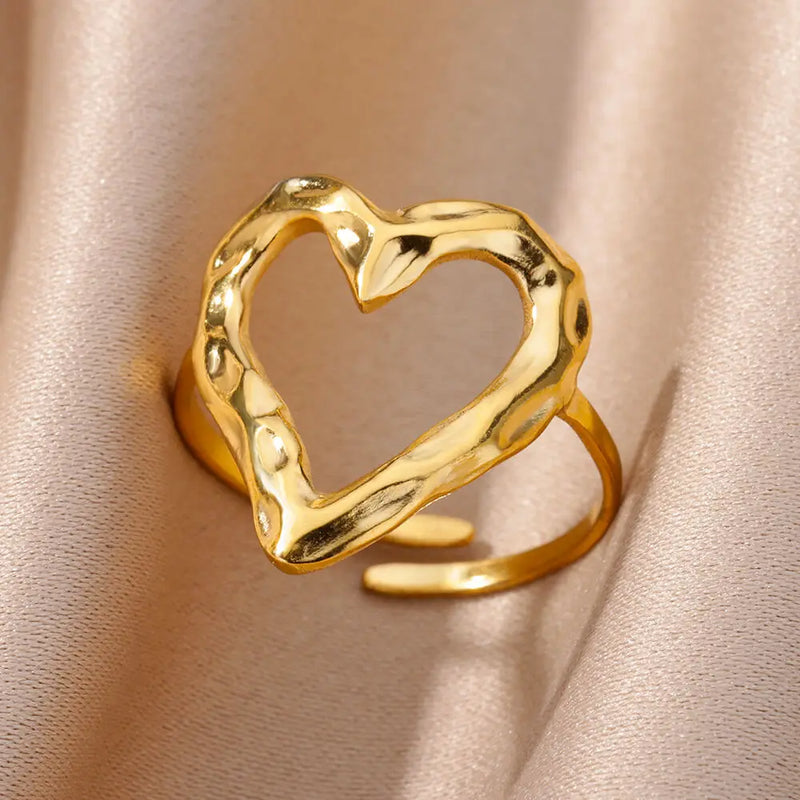 Stainless Steel Aesthetic Heart Gold Color Wedding Ring Heart Gold Color Wedding Ring Marven 7 Diameter 17mm 