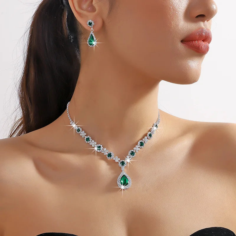 Elegant Waterdrop Rhinestone Jewelry Set - Necklace & Earrings Elegant Waterdrop Rhinestone Jewelry Set - Necklace & Earrings Marven   