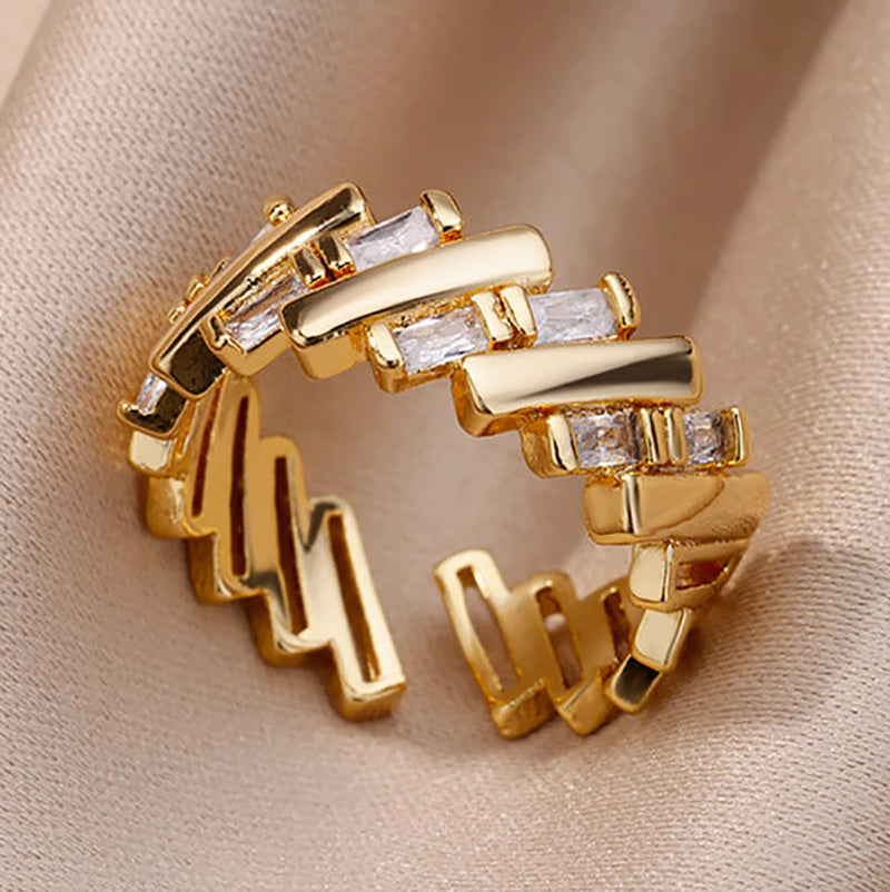 Fashion Gold Color Stainless Steel Chain Hollow Out Crystal Zircon Ring Fashion Gold Color Stainless Steel Chain Hollow Out Crystal Zircon Ring Marven JZ4393G Resizable 